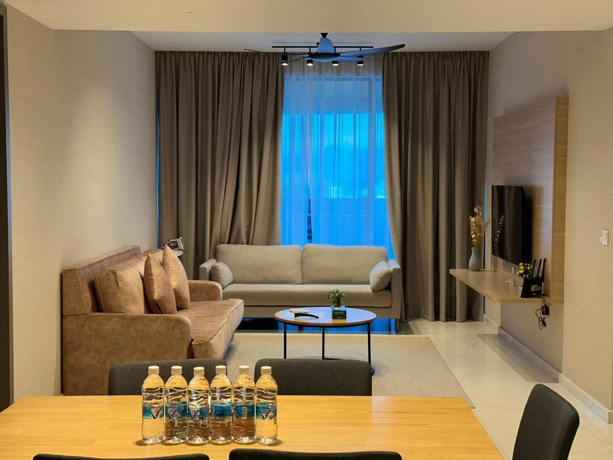 Eaton Service Apartment At Klcc Kuala Lumpur Exteriör bild